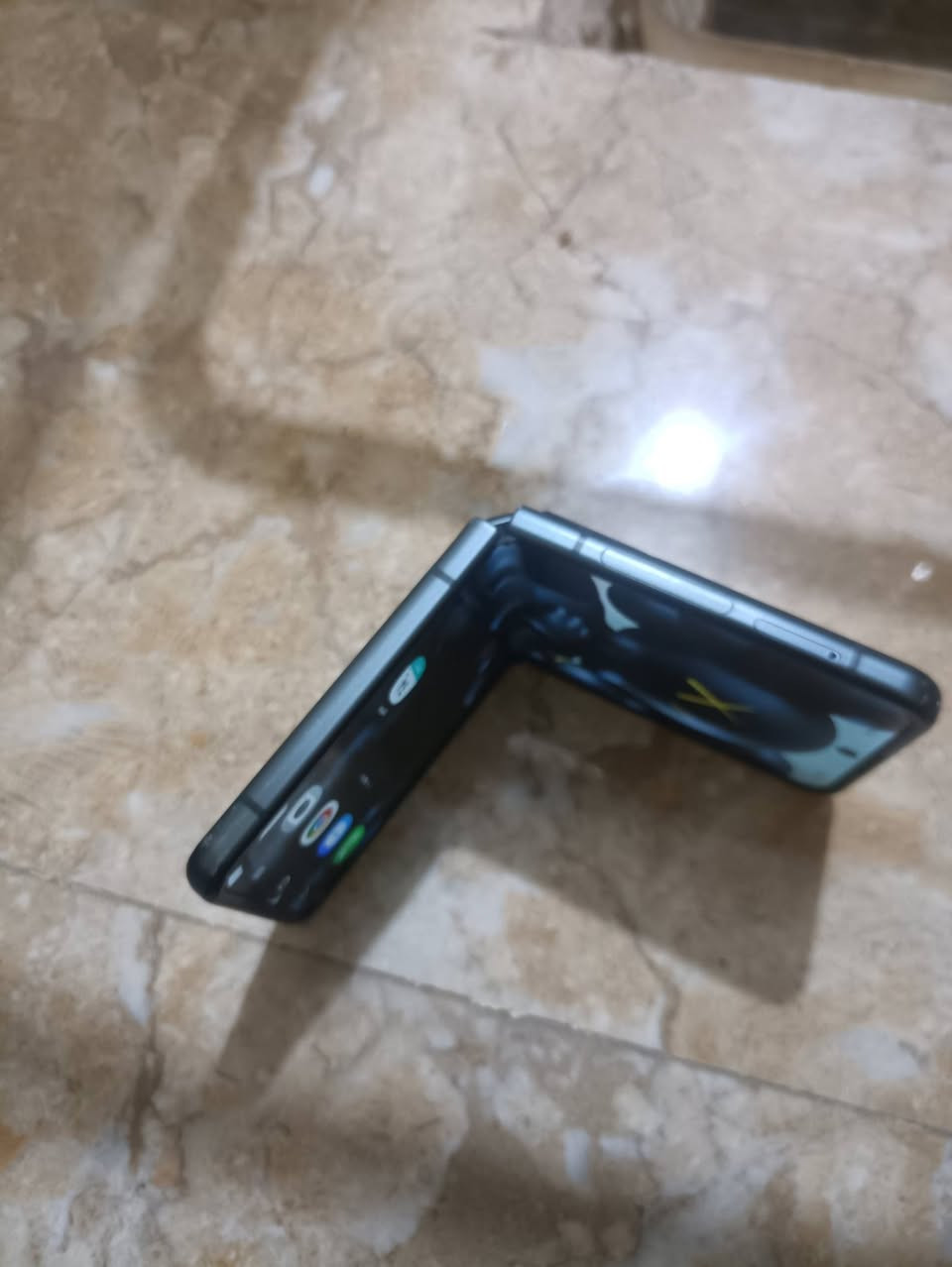 السلام عليكم جهاز للبيع ذاكره ١٢٨  جهاز يخبل انانت الله ورسوله سامسونك الجهاز بي نقاط ٢ بل شاشه مبينات ولا مأثرات تاخذه الك بي ضمان سبوع اي شي بي يرجعلي الجهاز شاشتين اماميه وخلفيه للبيع فقط السعر خاص


**إذا كنت صاحب هذا الإعلان وتريد حذفه لأي سبب، رجاءا أرسل رسالة إلى الدعم الفني**