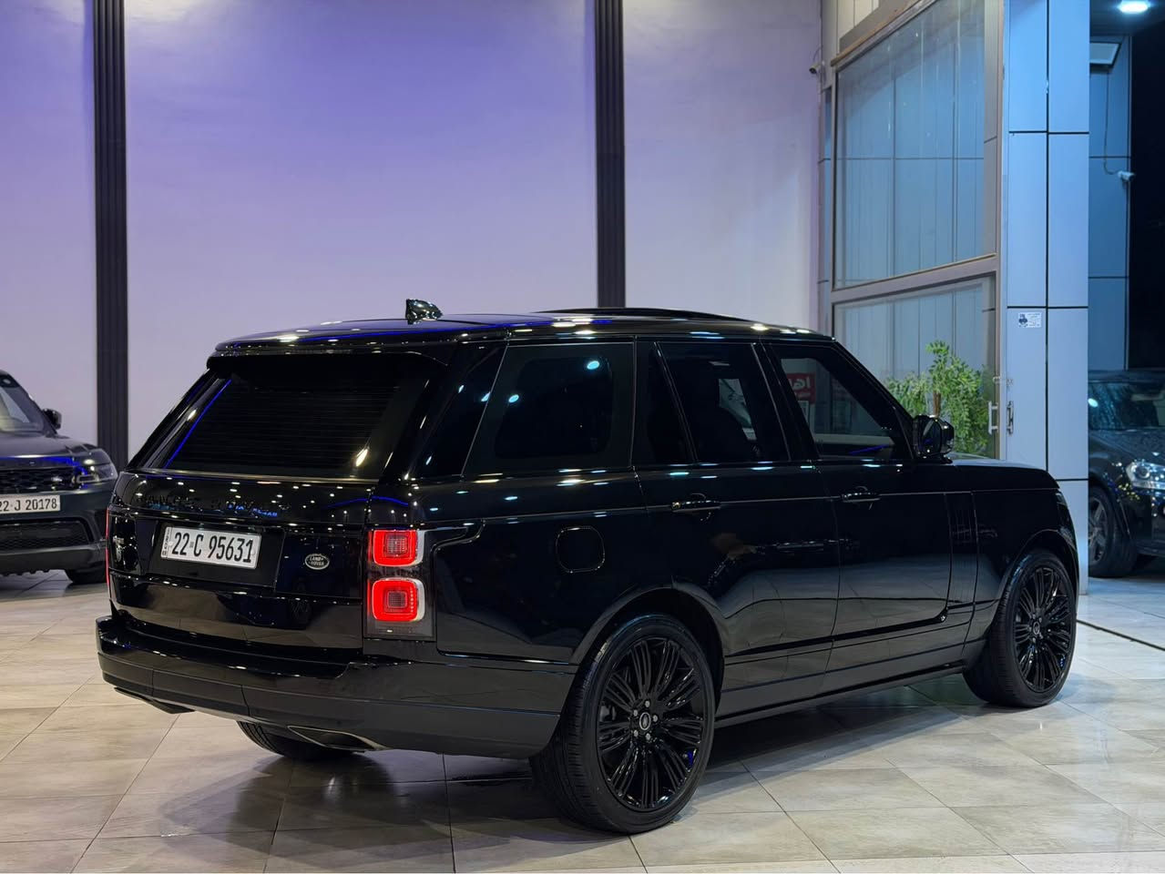 range rover vogue  2019    V6     HSE✅ 

‎موديل  2019

‎اخوان  سيارة    زيرو شركة  سردار    وارد خليجي

مكفول كفالة عامة   بدون صبغ بدون شخط و تعديل  دعامي لدعامي شرط      

‎دعام لدعامي  شرط فحس  سونر   

‎80000   كم  حقيقي ماشي

‎2 بسمة بلادي موجود 
 
‎مواصفات  فول 1/1   بلاك 
  
‎بانوراما 

‎دوسة كهرباي بلادي

‎باب سندوك شفوط
‎كشنات جلد  ميموري  هيتر 

‎حساسات خلفي امامي

‎جگات  تصعت تنزل
‎گيج اليكتورني
‎4 باب بسمة
‎باقي هواية مواصفات

‎لايتات زينون متحرك علي ستيرن
‎مرايات  رادار
‎ويل 22  انج  بلادي
  
  425  $   🔥🔥

‎مكان سيارة اربيل 
‎    فايبر. و وتساب.    ***********
0775 9097771 أربيل, العراق
