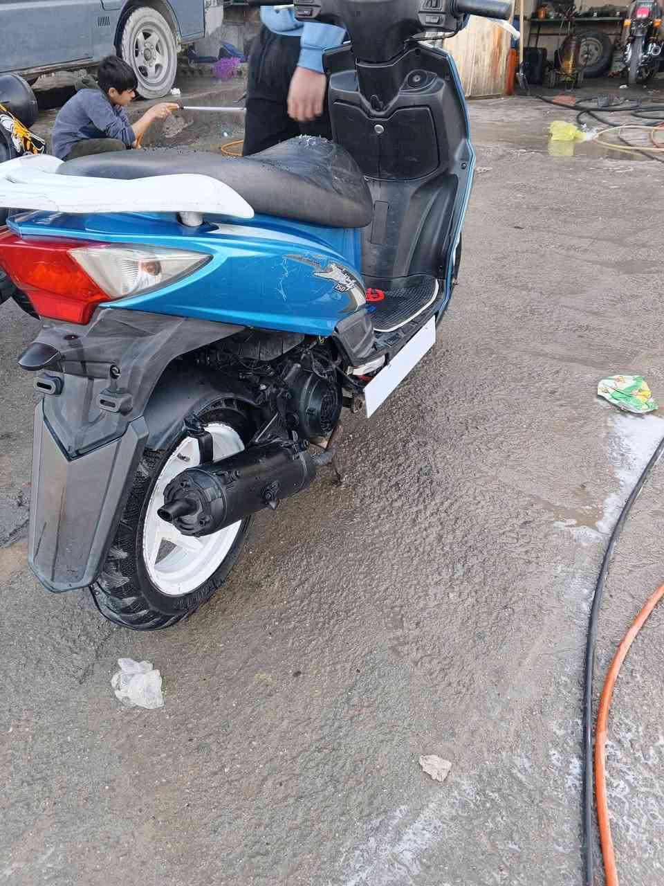 دراجه للبيع مكان كربلاء حجم 150 كفاله. ***********
