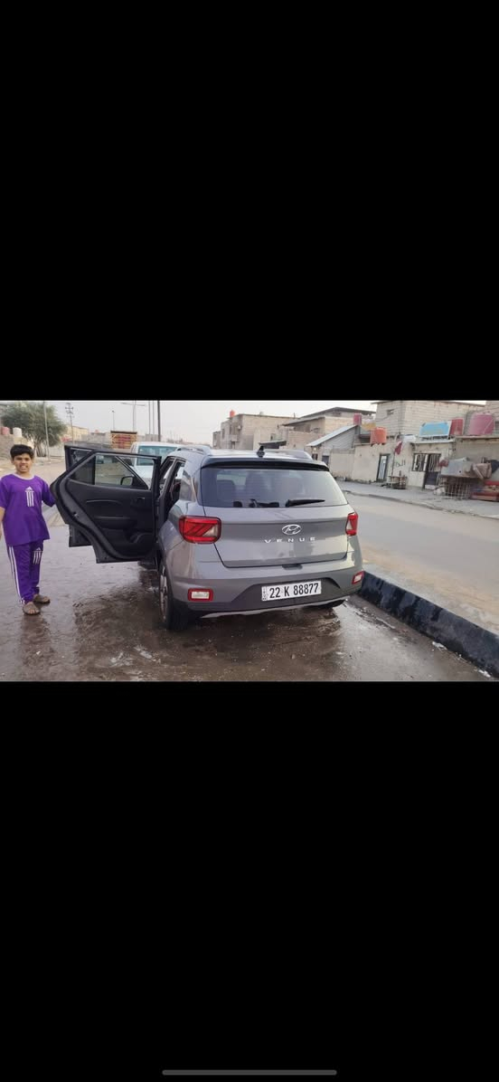 مكلف بالنشر هونداي فينيو وارد امريكي بيها بارد خلفي قليل سعر ١٣٠ وبيها مجال ٢٠٢٢ تفاصيل اكثر الاتصال على صاحب السيارة ***********
