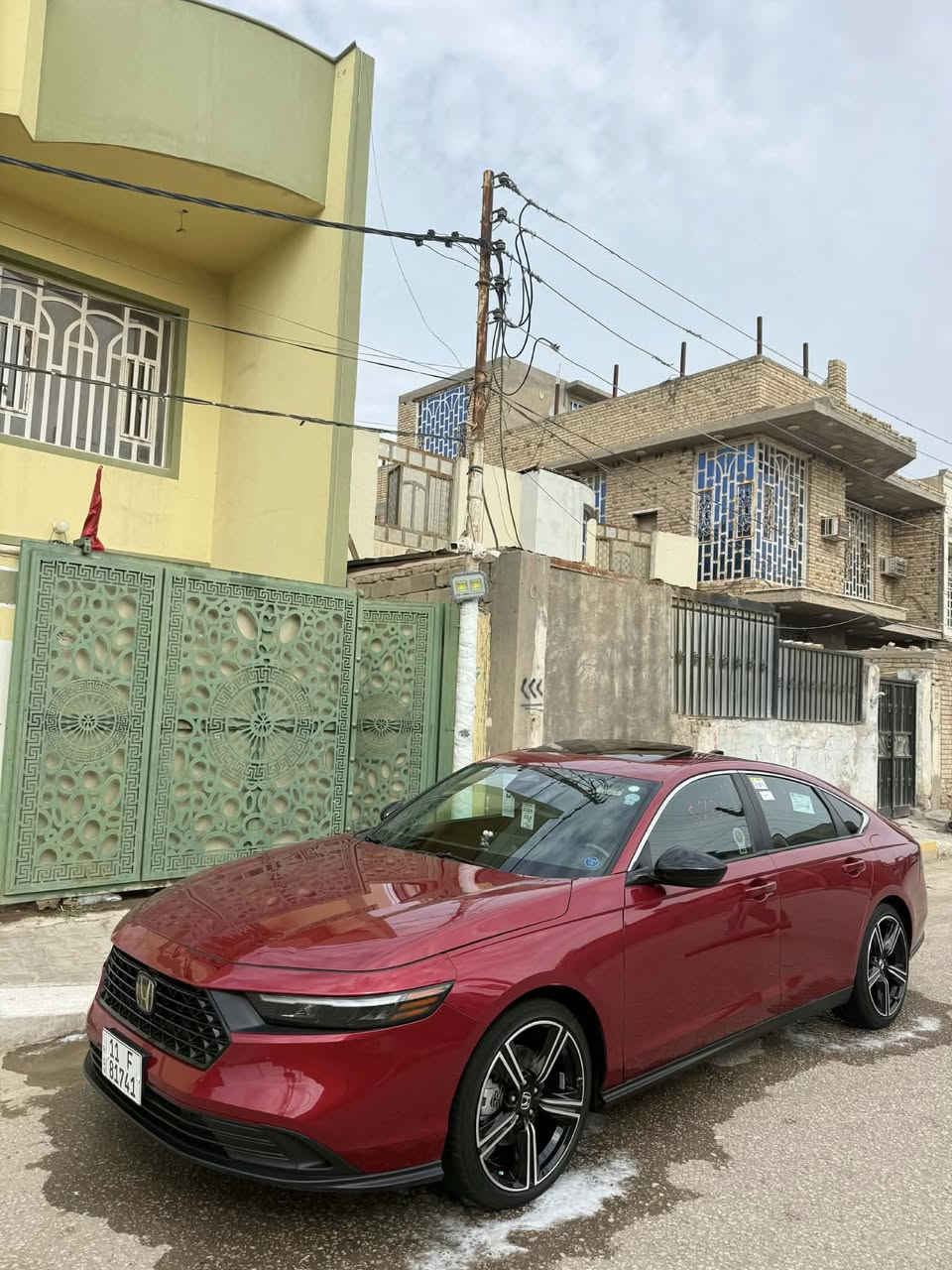 سلام عليكم 
بدون صبغ بدون دواخل بدون ايرباك جدا نضيفه ومناسبه 
هوندا اكورد سبورت  هايبرد
موديل ٢٠٢٤
ماشيه ٦ الاف فقط
رقم بغداد. تخويل ثاني يوم
سياره ترايه زيرو بدون نقص
تعديل بنيد بارد وقبق جنطه بي تكحيل كارت  تصليح درجة اولى متعوب عليه. ومثل مشوفون نصبه  مال سياره
مكانه الديوانيه ام الخيل
للاستفسار  واتساب او خاص 
***********
١٩٩$ وبيه مجال بسيط شباب سياره جديده
