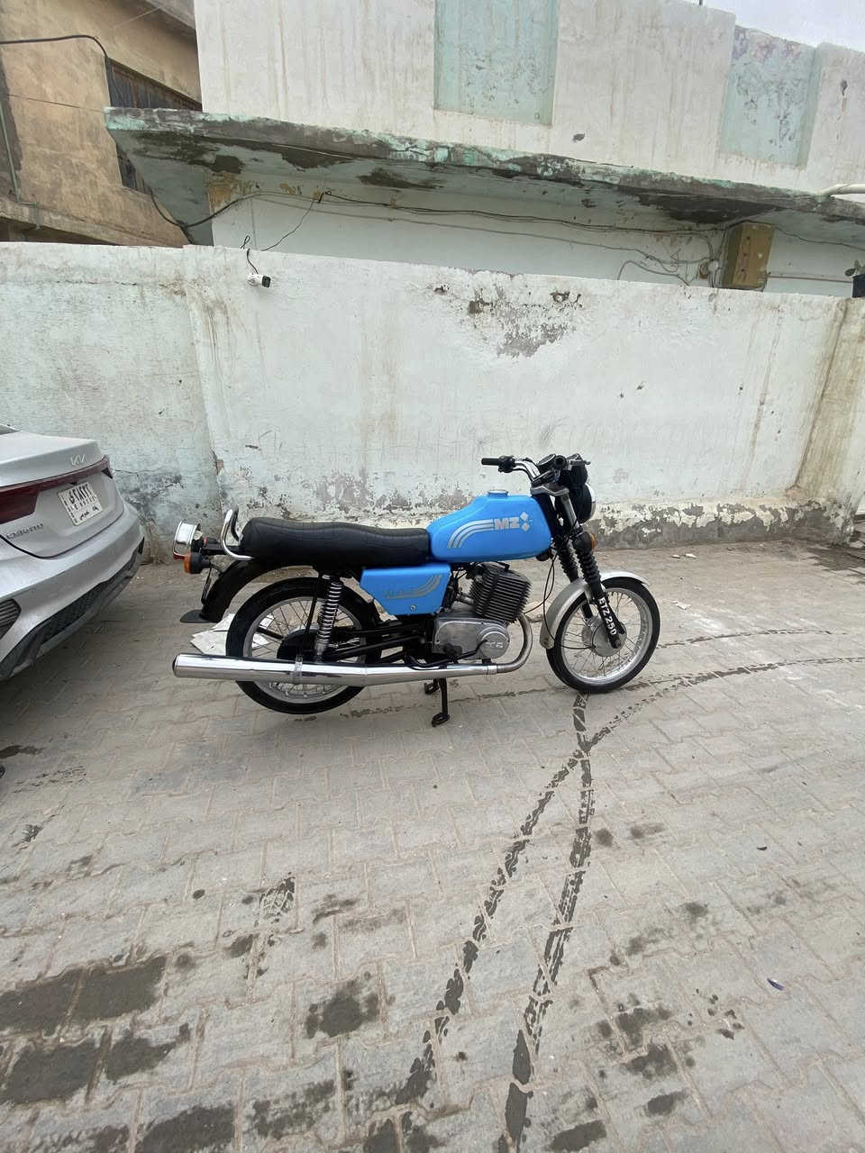 السلام عليكم دراجه MZ82 بدون سايس 4 دراجه غير من الله نكره تشتغل كصه جديده بعدهي عل سحك (مكاني سماوه ) سعر1600 )***********❤️
