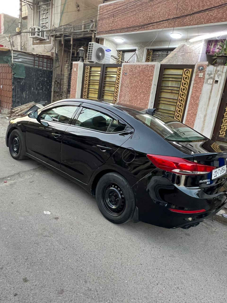 يابه مشتاقين
للبيع النترا 17 امريكي 
السعر قفل 107 🙏
صبغ بنيد + صفحه السايق كلها
تكم + لغد + شاصي مكفول 
صدرها جيد محرك كير جيد
ماشيه 150 الف
رقم بغداد تحويل مباشر
مكاني الشعب 
***********
