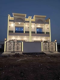 100 متر قاطين سعر مناسب اتصل وتدلل 07705899111