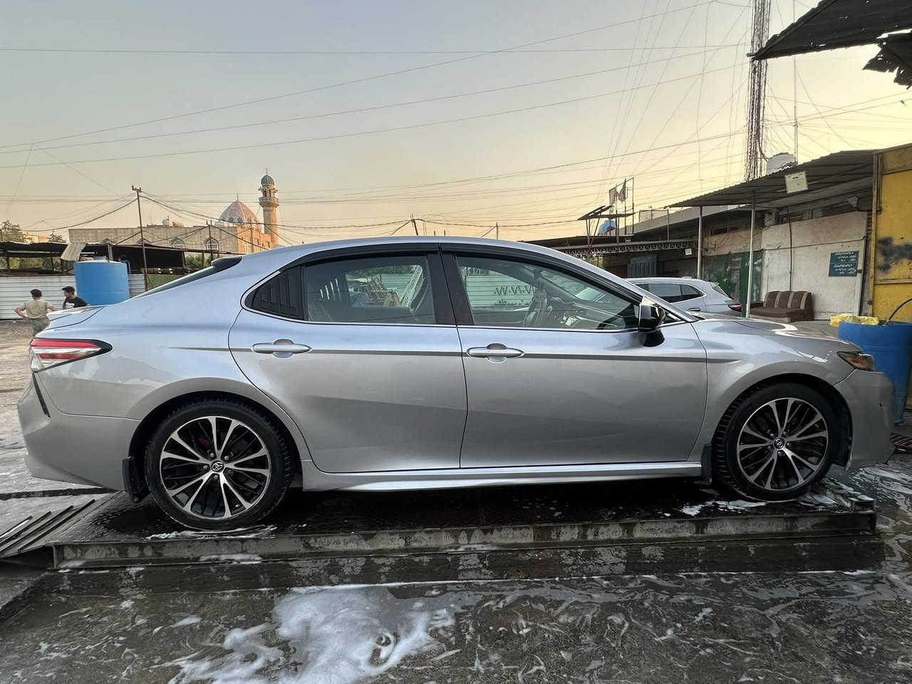 سلام عليكم كامري 2019 لون سلڤر سياره حلوه سعرها 15,500$ وبيها بارد بباب الصدر ومبدل جاملغ بنيد نفس اللون اصلي والسياره مابيها صبغ


**إذا كنت صاحب هذا الإعلان وتريد حذفه لأي سبب، رجاءا أرسل رسالة إلى الدعم الفني**