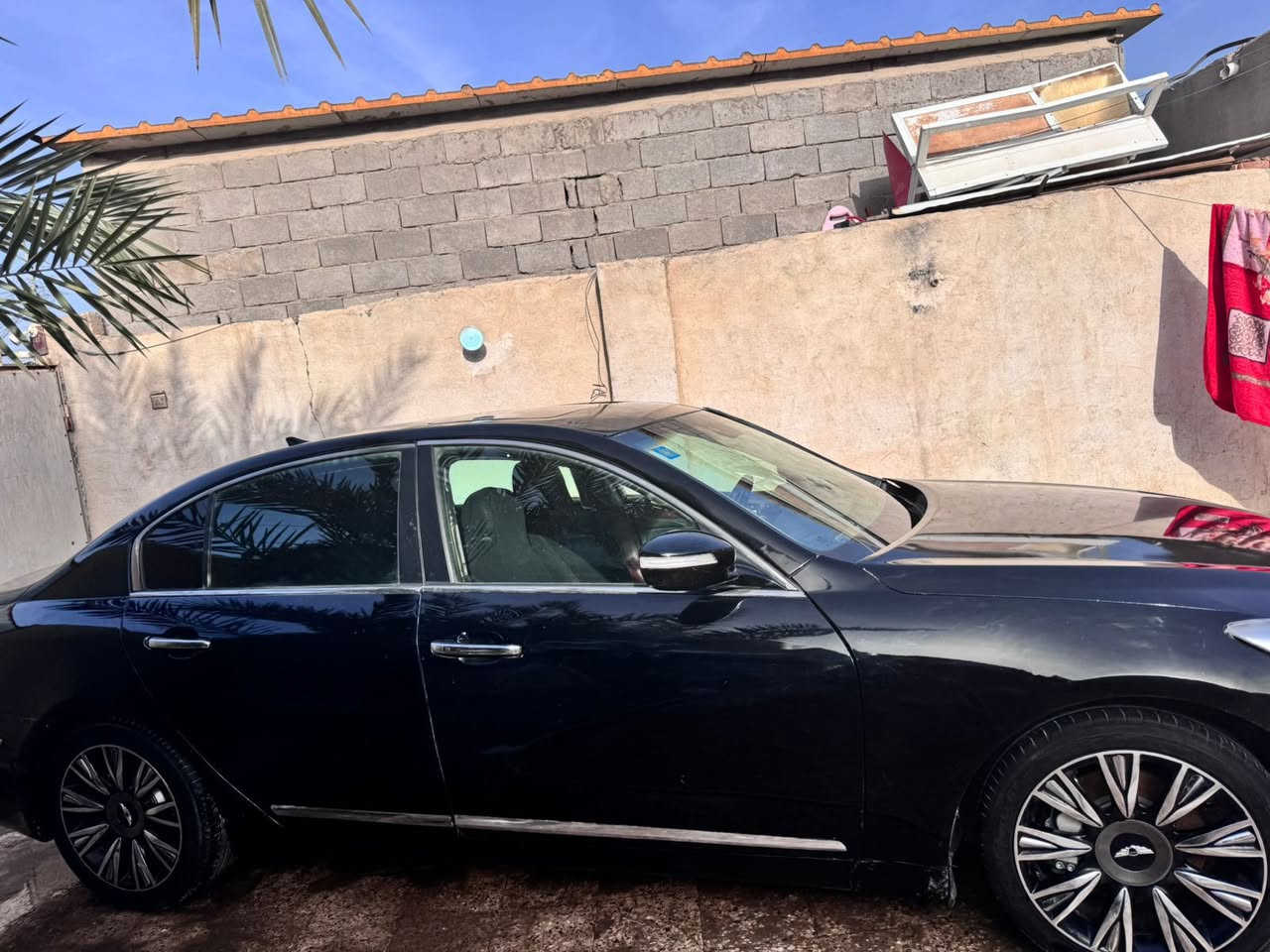 جينيسس2009فول مواصفات مصبوغه عام8سلندر بيهه نواقص كهربايات بصيه سعر83وبيهه مجال عنوان بصره الرقم بصره بس علستلام الرقم الجديد***********
