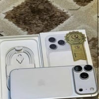 ايفون ١٧ برو ماكس ذاكره :٢٥٦ بطاريه :١٠٠ عدد دورات : ١٦٠  تك سيم  الجه...
