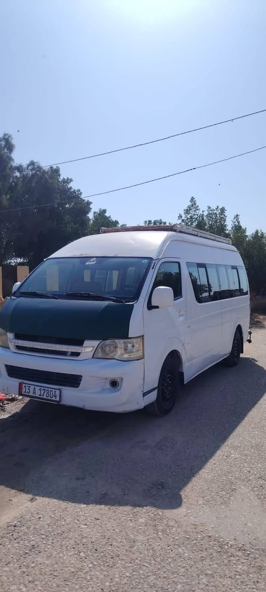 السلام عليكم شباب جنبي 2014سياره خير من الله مكينه كير اكسن معمره فقط هلالت سنويه جديده رقم صاحب السياره ***********
