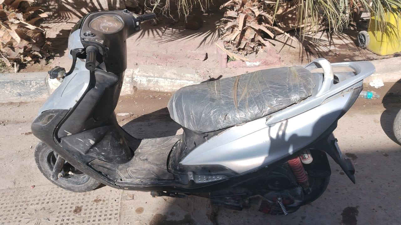 ماكس ثعلب مجفته مره وحده كهربائيات شغاله سلف شغال عوزه بس باتري سعر 400 بيه مجال للطبين مكاني هوير ***********
