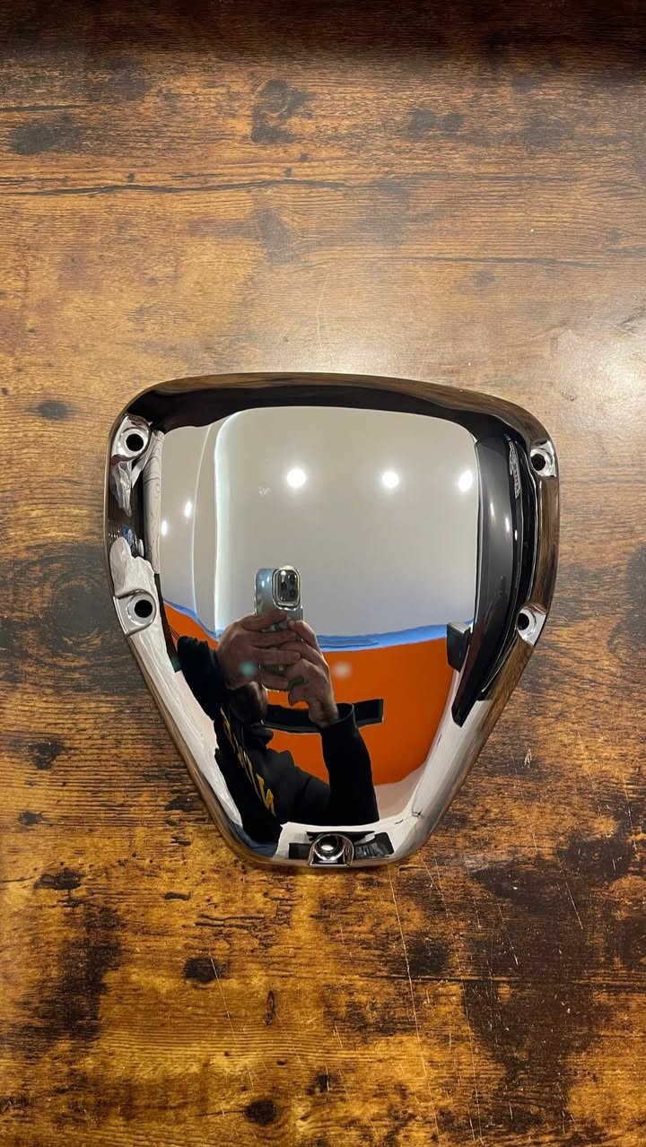 📣📣 وصل وصل 📣📣
 شحنة جديدة من الطلبات الخاصة بزبائننا، واللي جبناها الهم مخصوص من [ امريكا والصين  ] . هاي القطع مو معروضة للبيع، لكن اذا  تريد نفسهن او شي مشابه نوفره الك  مخصوص وبسعر يناسبك .

🔧 اختصاصنا:
كل ما يخص الدراجات النارية — قطع تفصيخ ، جديدة، اصلية — ونطلبلك من اي دولة او اي موقع يعجبك .

🚚 التوصيل:
من كل العالم لكل محافظات العراق.

📞 رقم التواصل:
[ *********** ]

📱 صفحاتنا:
‏Facebook: [ متجر رايدر ]
‏Instagram: [ @riderstore.iq ]

متجر رايدر — تفاصيل الشحنة : 
تخم بولبرن ماركة اول بولز لـ Yamaha roadster 1600 
تك صفاحيه نيكل تفصيخ بلاديه لـ VTX1300
قاعدة رقم تفصيخ لـ VTX1300 
صفاحيات زوج نيكل لـ VTX1800
قبغ فلتر شوته نيكل لـ VTX1300
قبغ بكلايت سموك لـ VT1300/750 - متوفر للبيع المباشر
شباج راديتر نيكل لـVTX1300
قبق كلج نيكل لـVTX1300 
چبنه واتربم لـ Kawasaki vulcan 1500 nomad 
زوج اشاير  هارلي سبورتستر
سير ساعة كلكسي
خوذه
