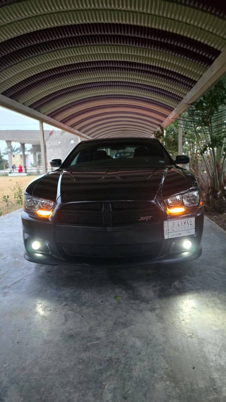 جارجر 14
حادث بنيد مبدل أصلي نص باب صبغ 
باب عسكس السايق
السياره مال بيت 
***********
