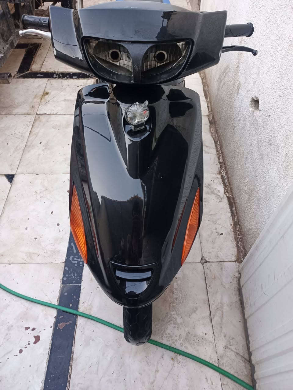 دراجه فراشه للبيع شغاله دكة هندر مكينه ناعمه بس بيها دخنه سعر 300 بيه مجال مكان بصره حيانيه واتساب فقط ***********‬‏
