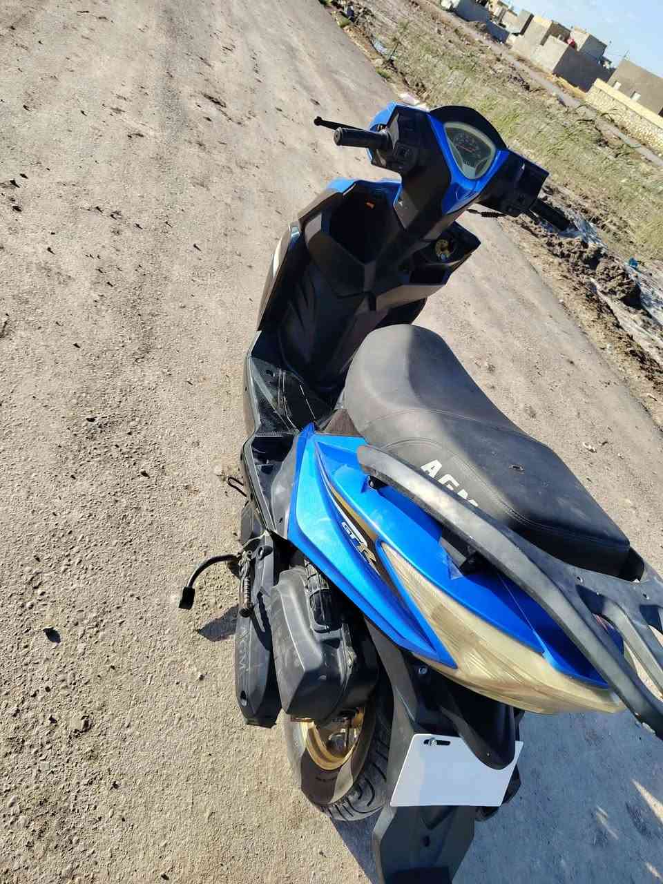 سلام عليكم دراجه سكنس للبيع كلشي شغال نكره سلف كهربائية كلشي شغال مامفتوح برغي بل مكينه السعر450 وبيـه مجال..... المكان الديوانية حي الجامعة.   ***********
