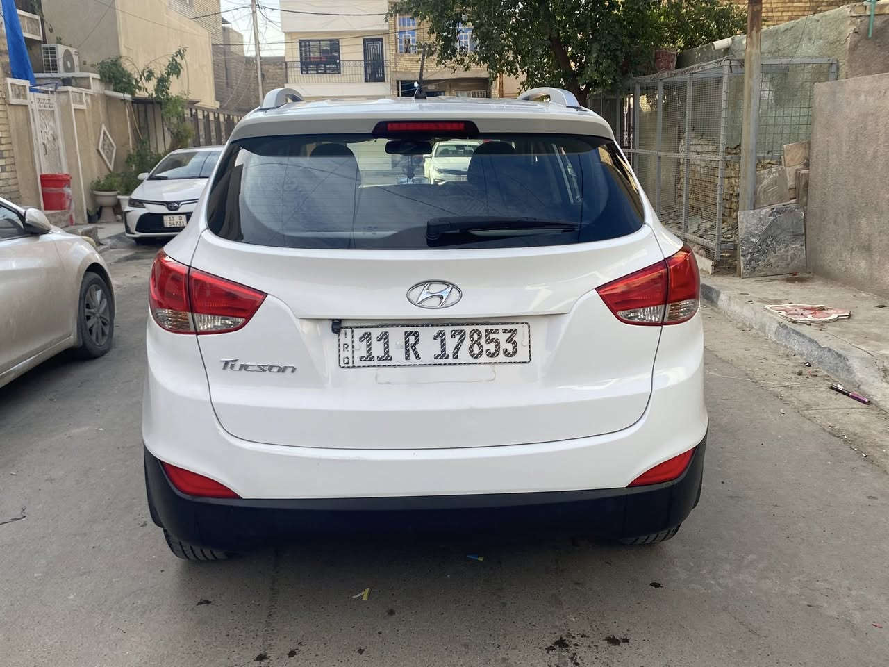 السلام عليكم 
توكسان موديل 2015 خليجي مكفولة كفالة عامة ما عدا الواضح بالسونار 
السونار مروفق مع الصور 
 مكان السيارة بغداد 
للتواصل 
***********
