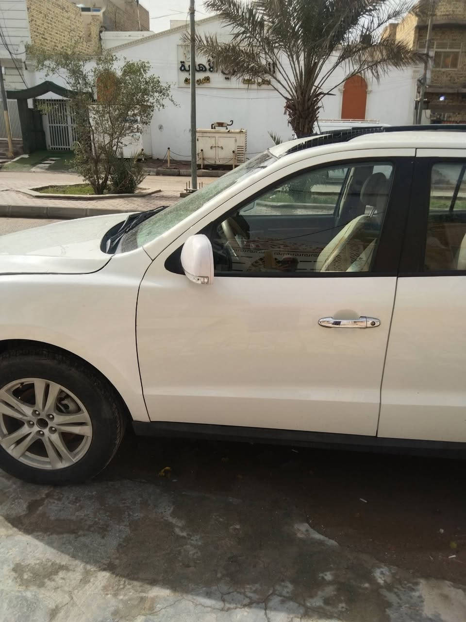 سنتافيا موديل 12 للبيع السنوية لغاية 2030 رقم السيارة بصرة لوحة انكليزي حديث مع هزاز وبأسمي الحادث مچفيه مع تصليحها السعر 100وبيها مجال العنوان ميسان للأستفسار ***********
