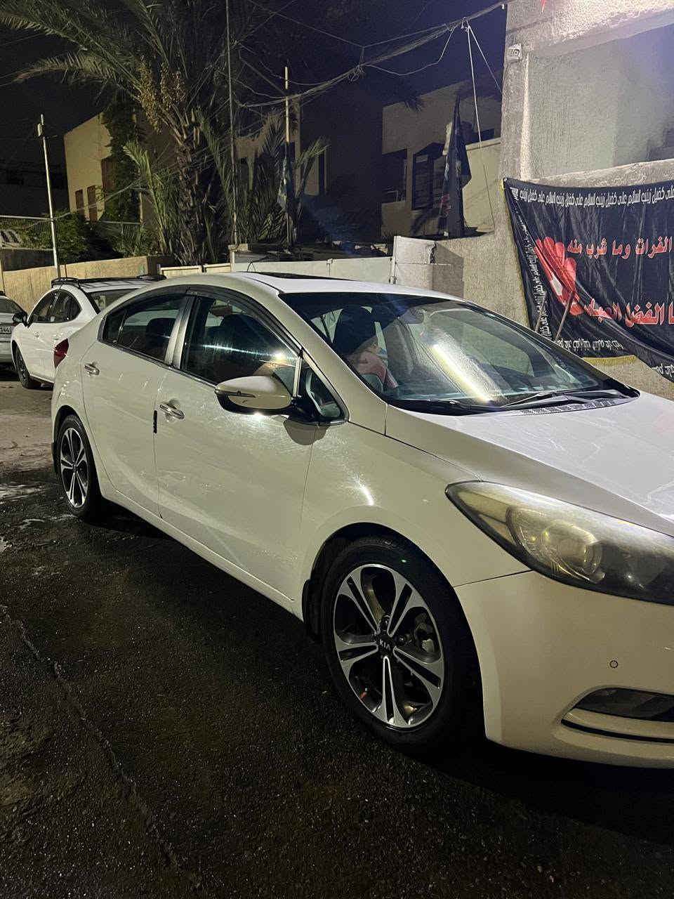 سيراتو ٢٠١٤ خليجي أربيل سنويه باسمي ٢٠٢٩ رقم جديد
مكفوله كفاله عامة كشر مكينه كير محرك ١٦٠٠ دوش 
حساسات امامي خلفي 
شفتات ستيرن كاميرا مرايات سلايد بصمه تشغيل بصمه ابواب سلايد روف سقف 
فول مواصفات واحد ع واحد 
برغي ممفتوح بيه بلاديه 
دوشمه كشنات جلد تركي اصلي جديدة تخم تاير جديد مكان الكرادة
الاتصال ع الرقم ***********
