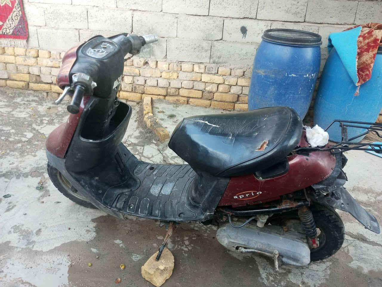 دراجه بطه جاهزة من كلشي محرك جديد ومناسبه سعرهة ١٠٠مكاني رميثه علق وجيك خاص او***********
