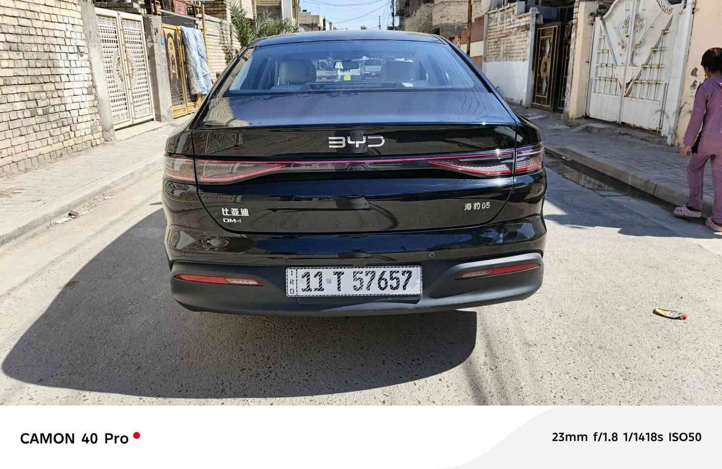 سلام عليكم بي وأي دي للبيع سيل 5 فول مواصفات كفاله عامه داخل أبيض ماشيه 8الاف ويل كروم علا وضع شركه غراضها كلها موجوده كرت وبصمه رقم بغداد بأسمي لون أسود صدفي السياره جديده بمعنى الكلمه العنوان بغداد أي استفتار علا رقم الهاتف /***********
