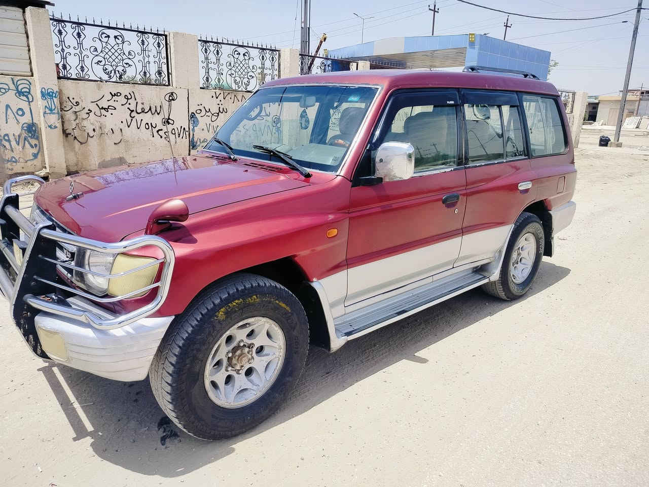 السلام عليكم من رخصه الأدمن باجيرو موديل 2000 رقم نكليزي قادسيه سنويه مجدده مكينه وكير حاويه اوتوو بلاد ا
ايسر بلاد مكينه وكير اكسل شاصي مكفولات حداديه تخم تاير كهربائيات شغاله دواخل جديده مصبوغه جمالي 
مكان السيارة بابل الحمزه الغربي 
السعر55 وبيه مجال 
تبريد فقط نقص غاز 
موبايل ***********
*********** اتصل وتدلل
