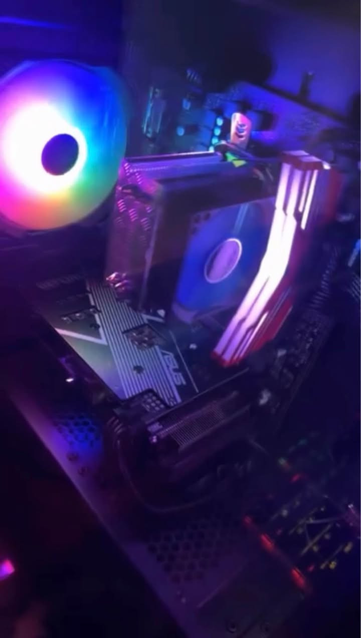 سلام عليكم تجميعه للبيع بدون شاشه نظافة 90‎%‎
مواصفات: كرت شاشه 3060rtx
المعالج:AMD Ryzen 5 5500
الرامات:16
الهارد اس اس دي واحد تيرا
نظام التشغيل ويندوز 11برو
السعر :800 وبي مجال للشراي الصامل سهله🤍🫶🏼.
متواجد واتس:***********
مكاني:الناصرية ومتوفر توصيل ناصرية, ذي قار
