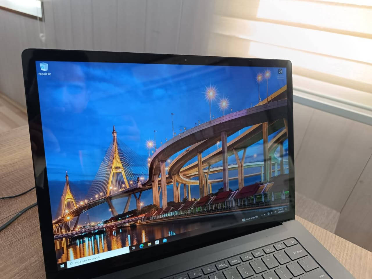 #وارد_امريكا_حصرا
#رام_32_هارد_واحد_تيرا💪
💻✨ Microsoft Surface Laptop 4 — شاشة 15 إنج ✨💻

جهاز يجمع بين التصميم الفاخر والأداء القوي… خيار مثالي للعمل، الدراسة، والاستخدام الاحترافي اليومي 🔥

✅ المعالج: Intel Core i7 — الجيل الحادي عشر
✅ الشاشة: 15 إنج — دقة 2K — تقنية IPS — لمس (Touch)
✅ الذاكرة: 32GB RAM
✅ التخزين: 1T SSD فائق السرعة
✅ كرت الشاشة: Intel Iris Xe Graphics 
16GB
✅ شاشة لمس أصلية تدعم القلم

💎 الحالة: وارد امريكا — غير مستعمل بالعراق
النظافة ممتازة جداً

🔋 البطارية: قوية وعمر استخدام ممتاز

💰 السعر: 850.000 دينار عراقي فقط

🎁 هدايا مجانية: حقيبة + ماوس
🚚 التوصيل مجاني لجميع المناطق

🛡 الضمان:
✅ فحص وتجربة كاملة أمام المندوب
✅ ضمان استخدام لمدة 10 ايام (أي خلل مصنعي يتم استبدال الجهاز بنفس الموديل)

📌 جهاز أنيق وعملي جداً… مناسب للموظفين، الطلبة، وأصحاب الأعمال اللي يحتاجون أداء سريع مع شكل راقي 

#دكان_للحاسبات_عنوان_المصداقية_دائما


**إذا كنت صاحب هذا الإعلان وتريد حذفه لأي سبب، رجاءا أرسل رسالة إلى الدعم الفني**