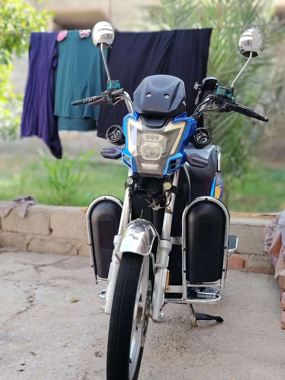 دراجه للبيع هارلي نضيفه حلوه بعدهي زيرو السعر500وبيه مجال مكاني الحسينيه رقم***********
