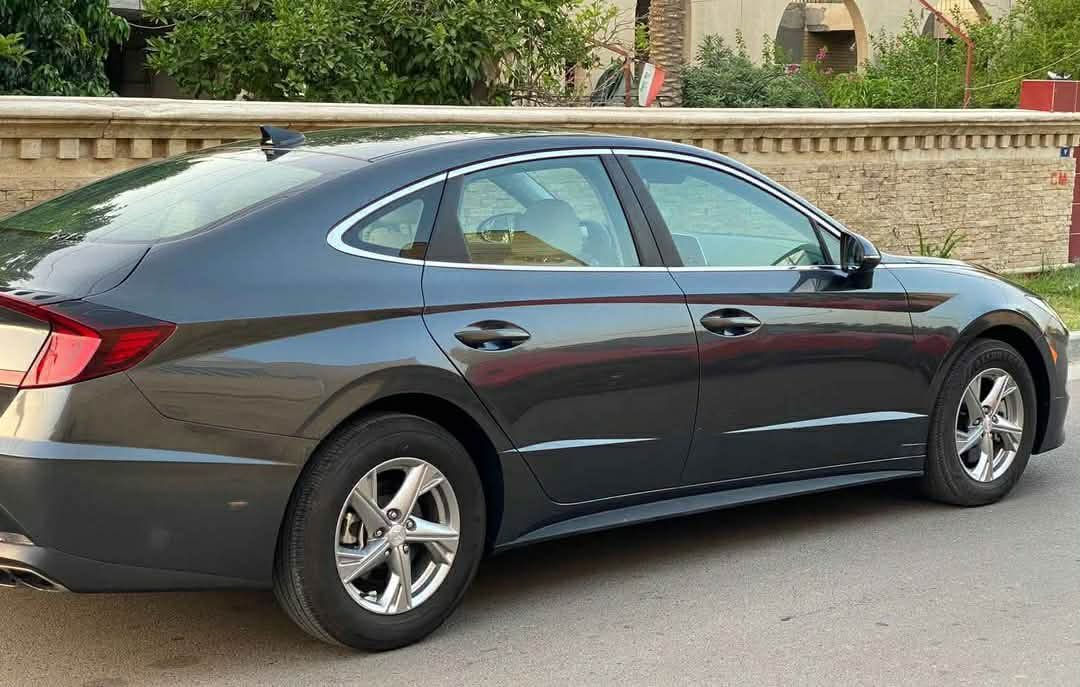 السلام عليكم
سوناتا 21 
ضربه خلفيه بدون ايرباك 
تبديل قبق الجنطه 
رقم اربيل ب اسمي 
 
العنوان /الناصريه*********** 
167$وبيه مجال
