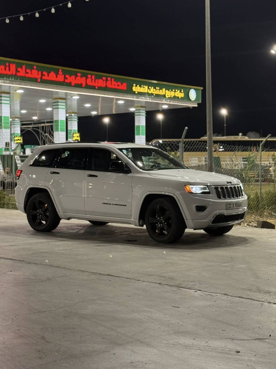السلام عليكم
جيب2015  بلاك توب                                      (Jeep Grand Cherokee)
حادث امريكا قطعتين جاملغ سرقه وبنيد 
فول مواصفات
فتحه سقف
بصمات عدد 2
بصمه ابواب + جنطه
ترحيب عند الاقتراب
لد نهاري
كشن كهربائي + تدفئ تبريد 
تحكم ستيرن + تدفئ ستيرن
حساسات خلفيه 
جنطه كهربائيه
كير طياره
السياره عليه شاشات خلفيه جيب اصلي تاب عليه سبايدرات خلفيه 2 عدسات كلش قويه شاشه اندرويد مكينه وكير كفاله والمكينه المرغوبه بانزين محسن وعادي بدون قطرت دونز ماشيه109 الف مو ميل سياره جديده بمعنى الكلمه حداديه بل كارتون كله جديد تايرات جدد السياره كامله من كل النواحي رقم بغداد بسمي تحويل ثاني يوم ورجاًء السوك كلشي لي يخابر لا يكسر بل سعر النضيف والمصروف عليه يفرق سعره عنواني بابل مركز المدينه ***********
