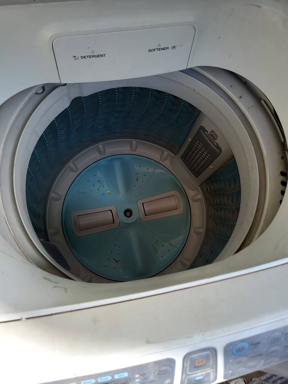 غساله او تماتيك للبيع مكاني الدوره الميكانيك للتواصل على الرقم
***********
