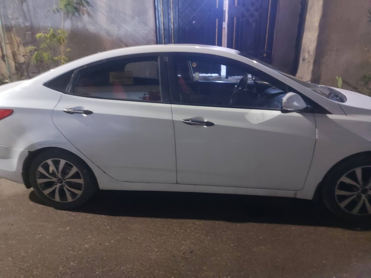 سلام عليكم أكسنت خليجي مديل ١٦ بيها جاملغ كدام جهت سايق وجاملغ لوره علا كد شبر بارد مكان بصره طوبه ونخيله سعر ٨٣ وبيها مجال قليل للستفسار***********
