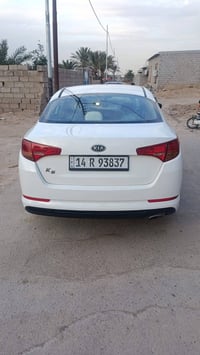 سياره K5مديل12سياره بسمي سعر 120بيها مجال 07828203692