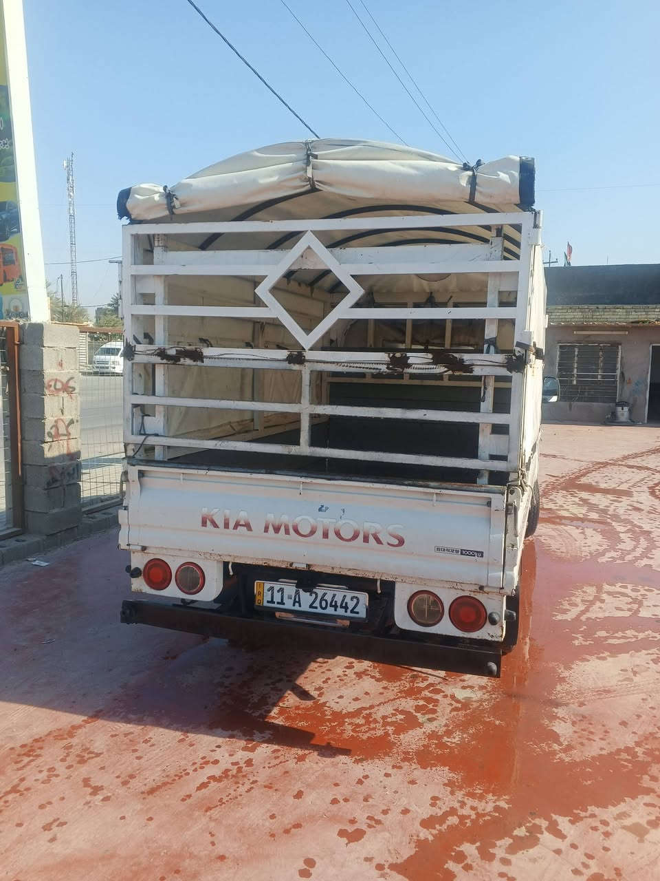 سلام عليكم كيا للبيع سيارة خير من الله مكينه وكيروشاصي مكفول رقم بقداد سياره بسمي المكان بقداد مدينة الصدر ***********
