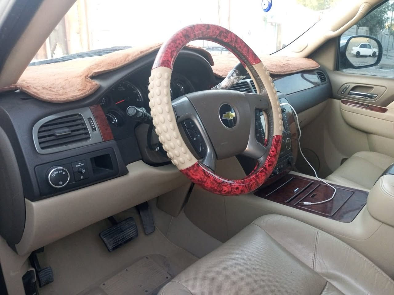 سلام عليكم تاهو مديل 2014 LTZفول موصفات تخم تاير مكينه كير مكفولات حداده جديده تبريد تشغيل ع بعد رقم بصره لاستفسار تصال ع رقم مكلف بالنشر ***********
