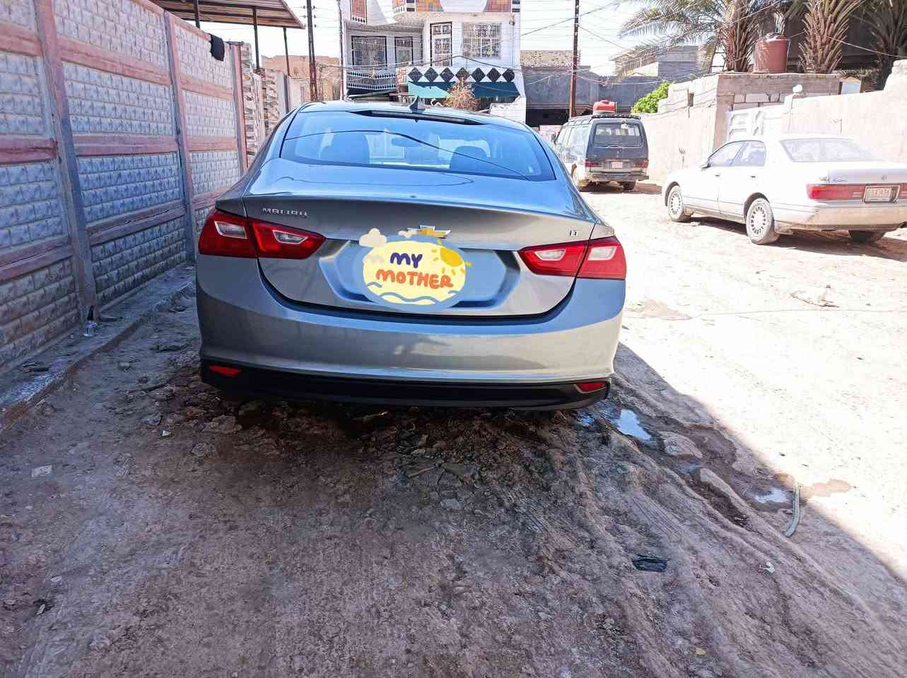 السلام عليكم
ماليبو lt23 بابل ضربه خلفيه بدون ايرباك ماشيه 66الف ميل كشن كهرباء +تدفئه  شادله منضومة زنون سياره جديده محركه وكيره تفاصيله الاماميه كله على وضع الشركه برغي مامفتوح وماخذله سونار حادثه جنطه وچاملغ مصبوغات وطلع بيه قطعتين كلير من امريكا جاملغ امامي وباب الصدر بابل بسمي كاصه على ايدي من امريكه واني امرقمه السعر 145 ورقه وبيه مجال مكاني بابل ***********
