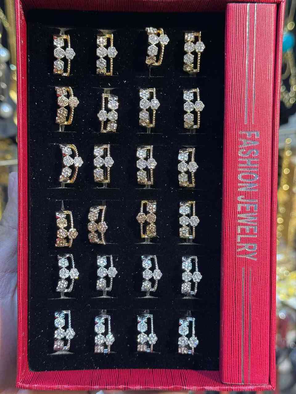 ✔️✔️ اكسسوارات اطفال ✔️✔️

📢📢 اجمل واروع الأشكال والموديلات وبارخص الاسعار 📢📢

علق بتم ليصلك كل ما هو جديد 

العنوان : موصل حي الحدباء سايدين جامع الغفران مقابل أفران الحدباء ومركز الشرطة 

🚗🚗 يوجد توصيل داخل الموصل فقط 🚗🚗
للاستفسار مراسلة الصفحة أو الاتصال على الرقم ***********
