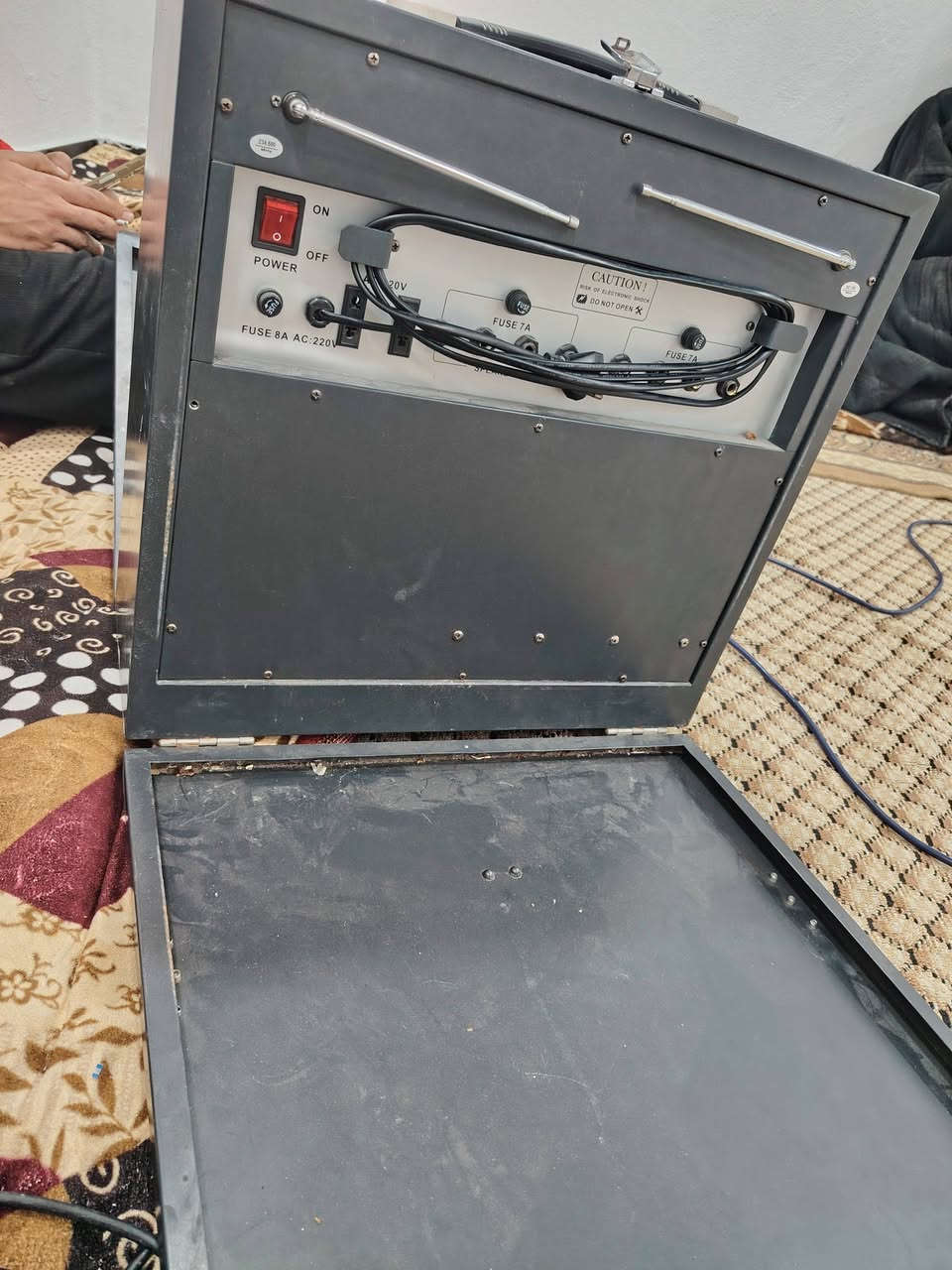 السلام عليكم جهاز راقي جدا جدا جدا ونضيف كلش كلش مع سماعة وحده السعر ٣٦٠ مستعجل على بيعهن اتصل بخدمتك *********** مكان ديالى بعقوبة
