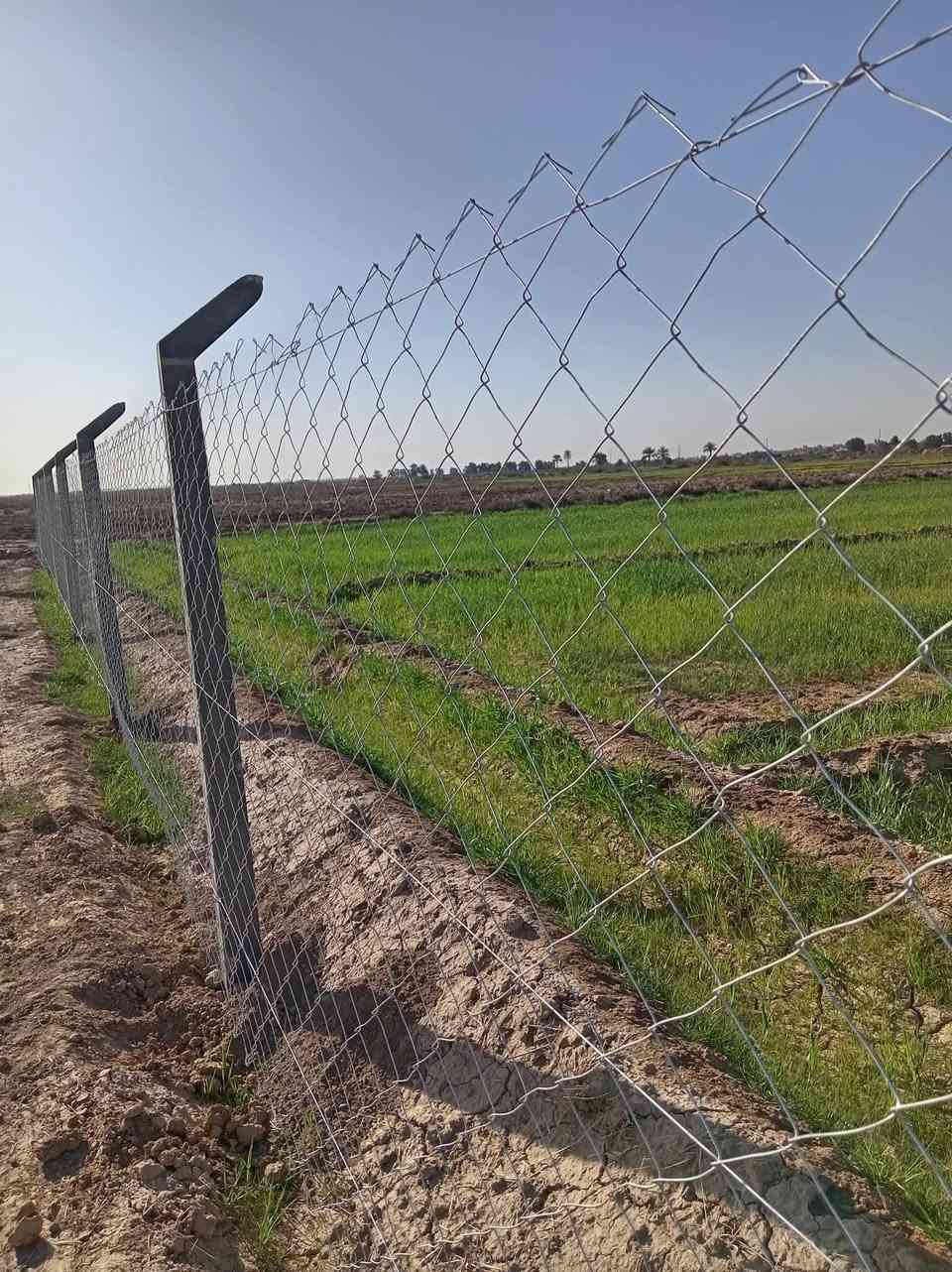 شغل بيارسي درجه اوله المتر من 5الي، 10وحسب سمك السيم هاذه رقمي لعنده بي خير ودلل ***********
