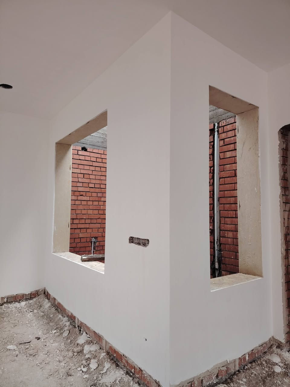 سلام عليكم شغل جص بورك نضافه وعداله مصاطر ستلام مهندس العنوان ديالى تواصل على رقم ***********
