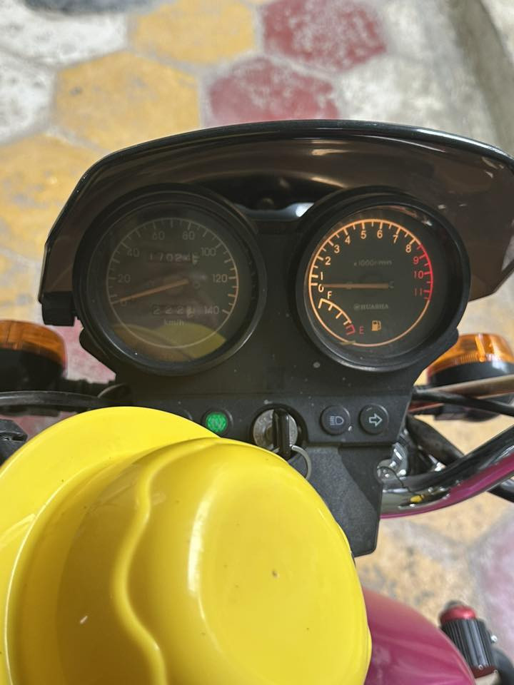 سلام عليكم دراجة هوشة موديل ٢٠٢٣ للبيع الدراجة مكفولة كفالة عامة من كلشي لا كلبة ولا تعديل تجي تشوف بعينك رقم قادسية با اسمي ثاني يوم ادورلك السعر ١٨٠٠ وبيهة مجال للاستفسار الاتصال ع الرقم ***********
