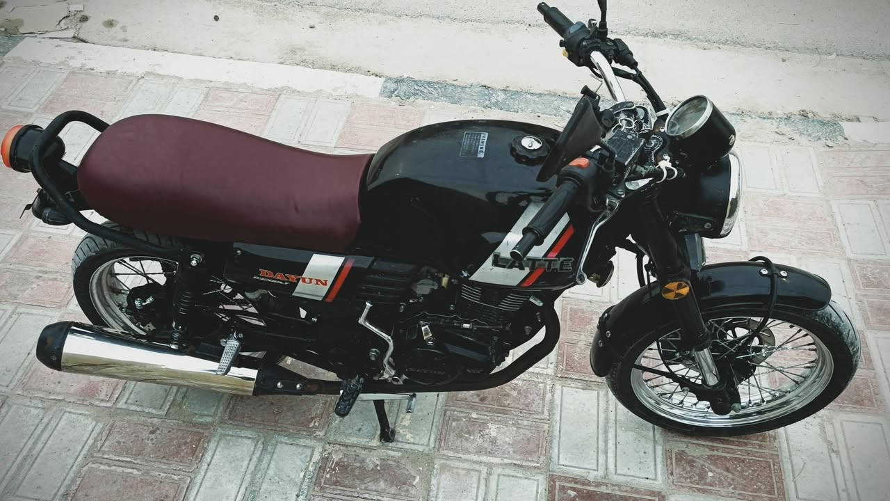 سلام عليكم دايوان لايتي 21 اوراق اصولي
دراجه كامله مابيها نقوصات شلعه ومحرك يشك الكاع مكينه 200 اوراق اصولي دراجه حيل مرتبه اتصل وبيك خير وادلل ***********
