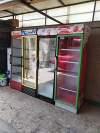 عارضات عمودي • ٤ قطع • بغداد اور الشراي