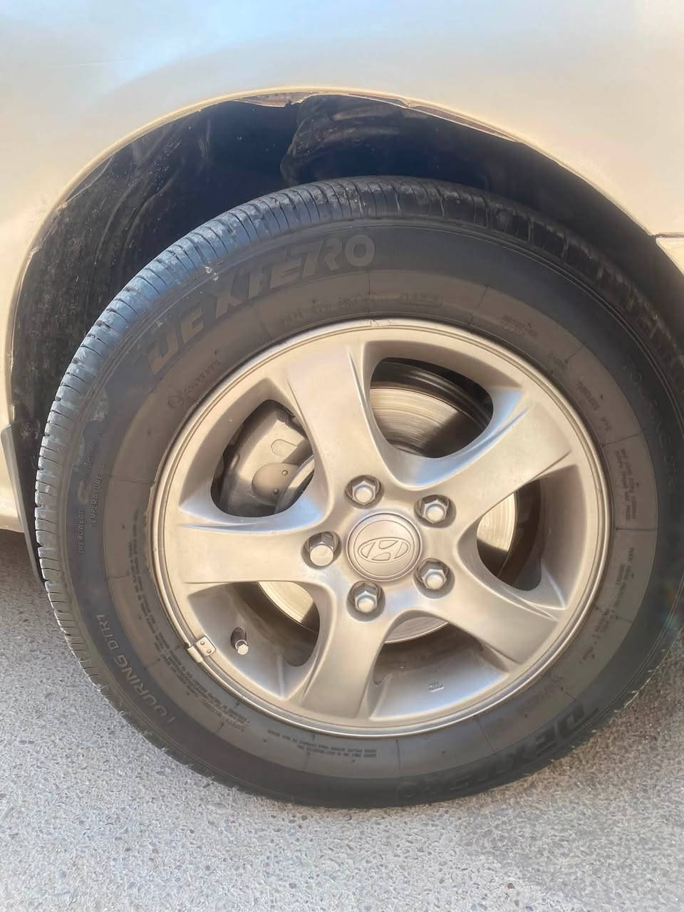 السلام عليكم شباب عندي هاذ الويل كب مال الانتره حجم١٥بي تايراته جدد ريد مراوس بويل عادي بس كون تايراته خط ابيض مكاني بغداد الدوره وممنون من جميع


**إذا كنت صاحب هذا الإعلان وتريد حذفه لأي سبب، رجاءا أرسل رسالة إلى الدعم الفني**