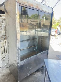 للبيع   شواية دجاج   حمايه +5بلانك  ميز ستل ستيل   07838772434  077304...