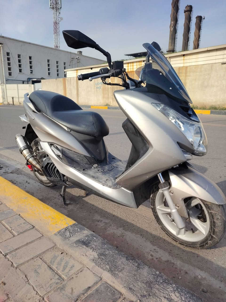 دراجه ماجسته s للبيع مكفوله كفاله عامه ربه مزود رياضي
بيه نضام تيربو كمرك مدفوع أوراقه كامله  ماشيه 11 الف برغي ما مفتوح ادير بس محسن  بيه مكاني بغداد *********** موجود واتساب
