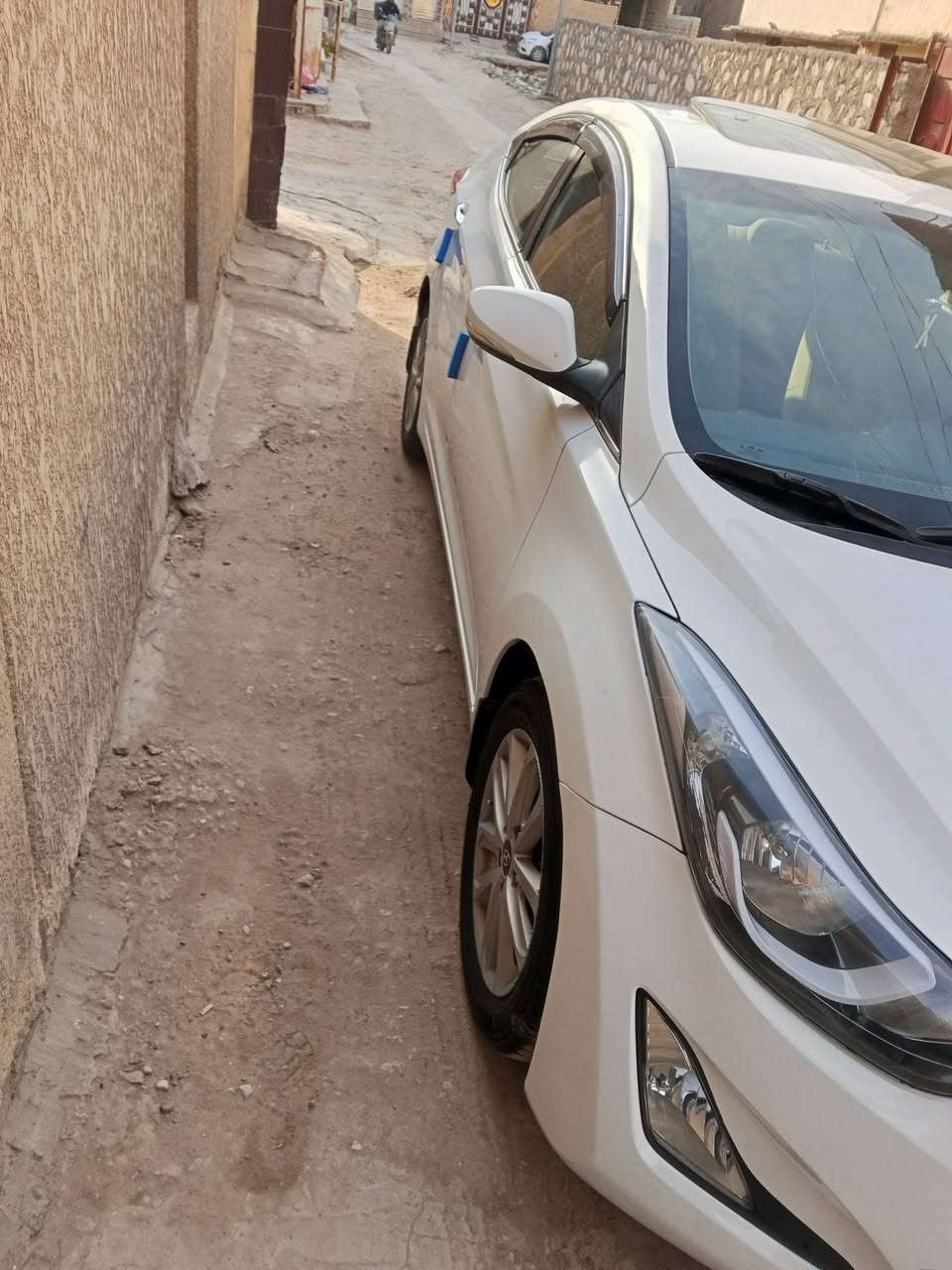 النترا خليجي موديل 16 فول عدا البصمه جلخ مابيها فقط صبغ بنيد ونص جاملغ اثر حرق بدون  حادث محرك 1800
بابل السعر 125 وبيها مجال بسيط 
***********
