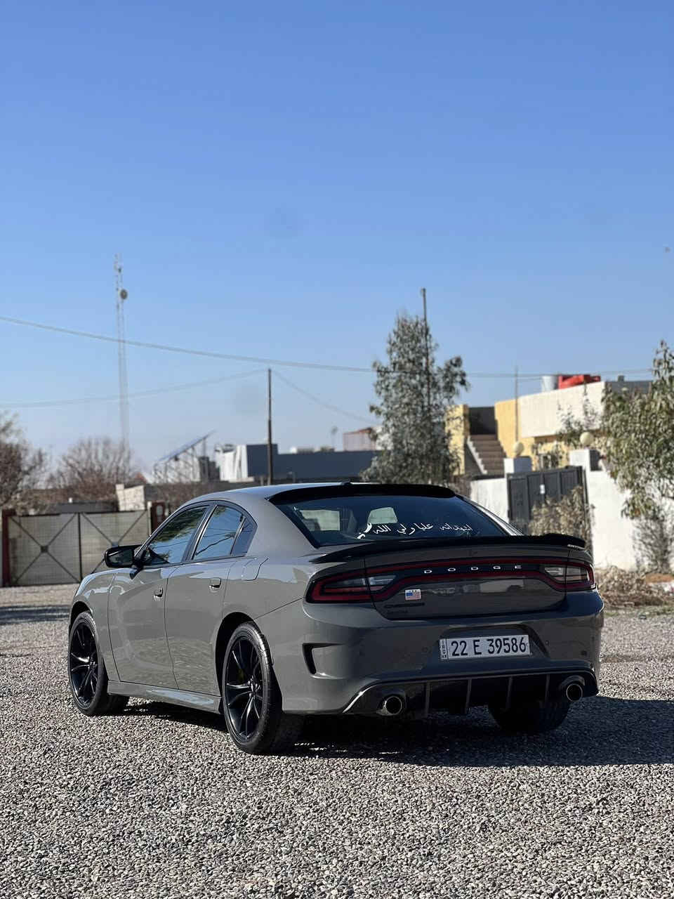 ﷽
دوج جارجر2018 (SXT)
مواصفات 
كشنات کهرباء
الحسسات الخلفية 
كاميره دواره 

سيارة بيها جاملغين صبخ و بونيد و داعاميات محدث GT 
بدون داخل و بدون شاصى و لوغد 
تحويل شرط
سعر (188)$
المكان اربيل

رقم تليفونى ***********
***********
