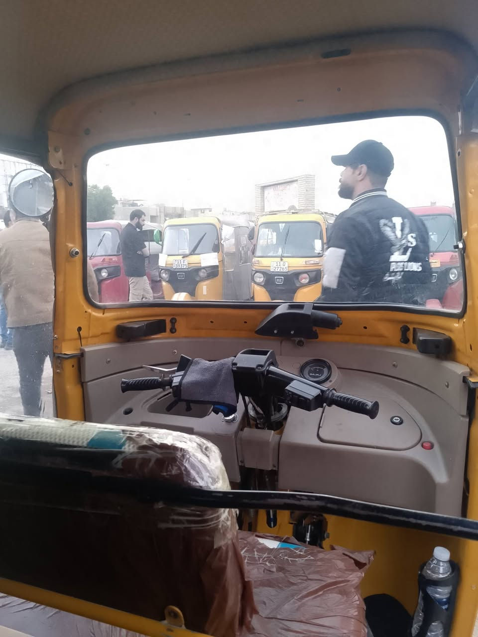 سلام عليكم شباب تكتك 20شهر 12تكتك بيه بس لغد تكتك حلوه واحله من صوره سنويه رقم كربلاء وسعر 6وبيه مجال قليل ومكاني بغداد  المعامل الباويه وهذ رقمي ***********
