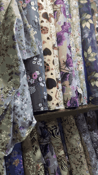 سلام عليكم قماش وخياطه
يوجد فرشات نفر ونفرين كشكش وعاديه 
وتلبيسه دواشك نفر ونفرين 
وكلشي تردون متوفر 
عنوان سوق الحريه الثانيه 
توصيل موجود الحريه  ومناطق المجاوره 
رقم الهاتف ***********
