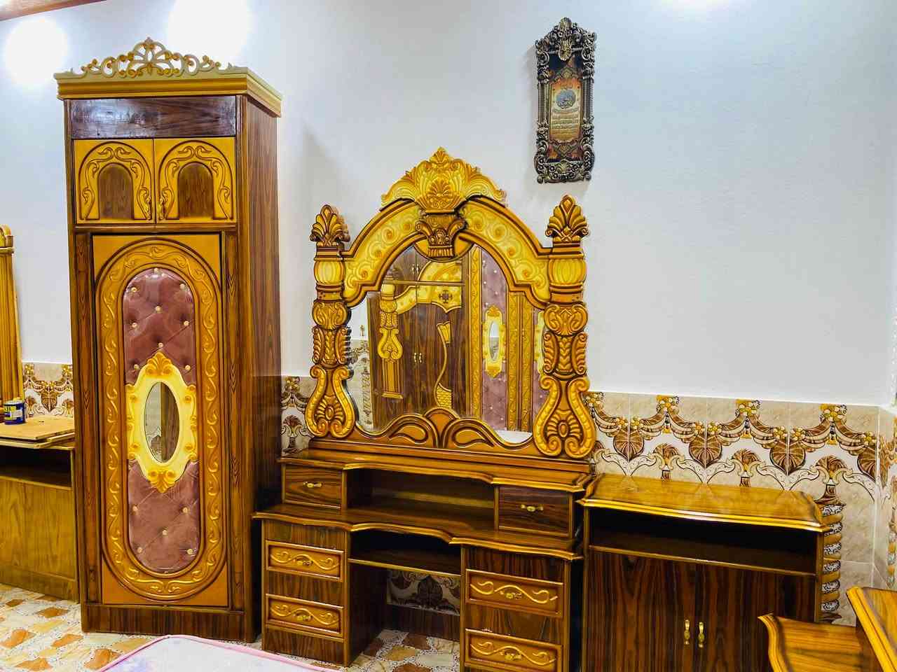 سلام عليكم يوجد غرفه نوم للبيع مستخدمه شي قليل السعر 950وبي مجال العنوان الرمانه يم الجسر الاستفسار ***********
