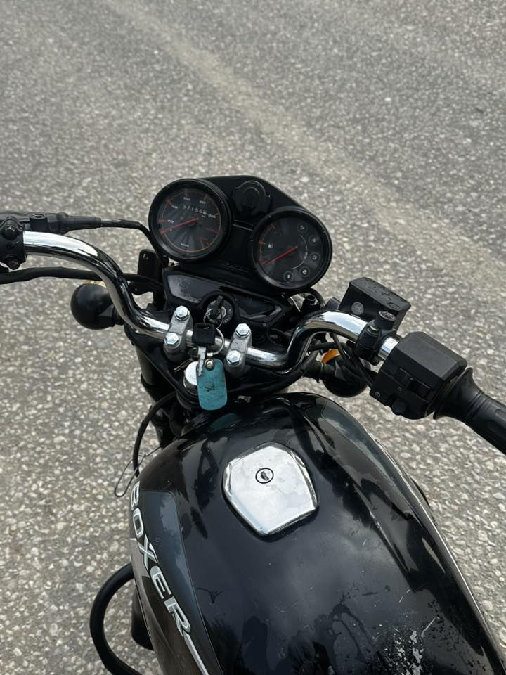 السلام عليكم مرخصت الادمن بوكسر موديل 21 رقم وسنويه بابل مكاني حله ورديه سعر خاص ***********
